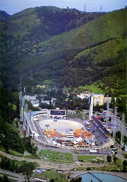 medeu.jpg (17268 bytes)